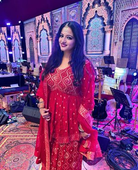 SINGER ANUJA SAHAI  – Space To Art Is An Excuse  I Have Strings Of Miracles  Inside Me