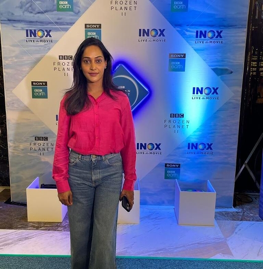 Sony BBC Earth Hosts A Special Screening Of Frozen Planet II And The Green Carpet Was Graced By Well Known Appnapan Badlte Rishton Ka Bandhan Actor Rajshree Thakur