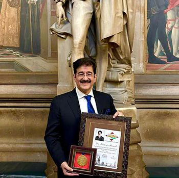 British Parliament Honours Sandeep Marwah With Bharat Gaurav Award 2023