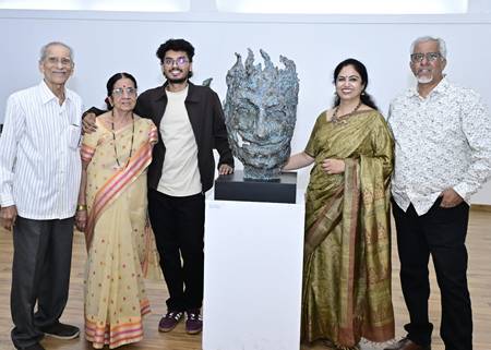 “DUAL VISION” Solo Art Exhibition By Sculptor Yash Chaulkar In Jehangir Art Gallery